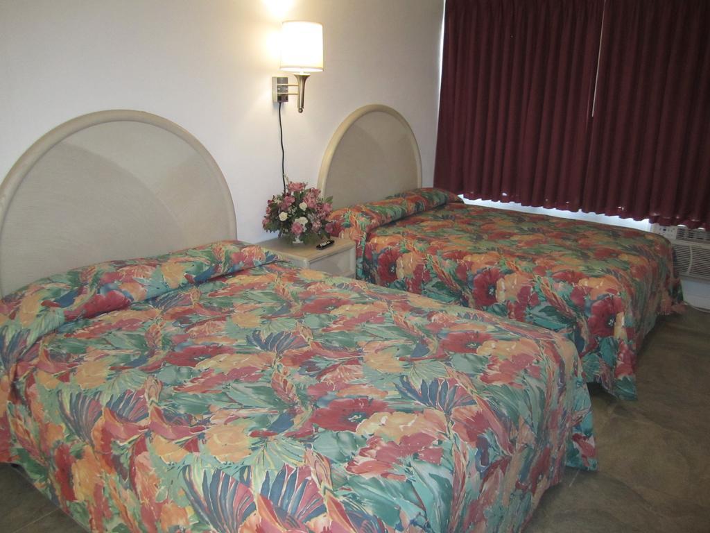 וויילדווד קרסט Apollo Motel מראה חיצוני תמונה