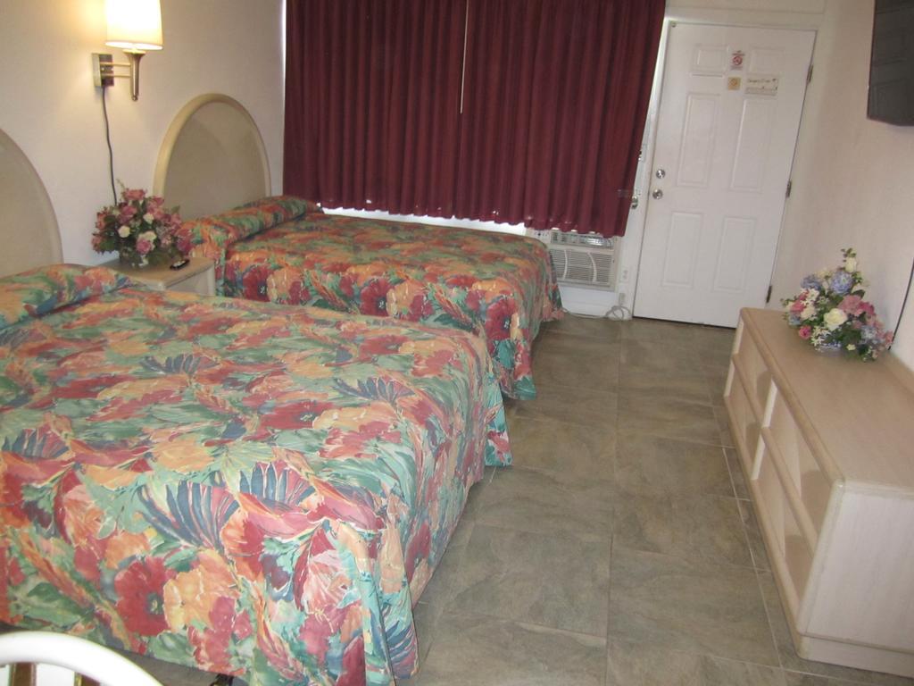 וויילדווד קרסט Apollo Motel מראה חיצוני תמונה