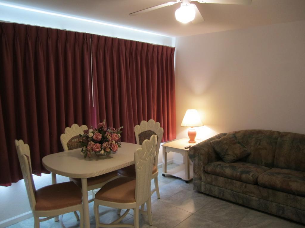 וויילדווד קרסט Apollo Motel מראה חיצוני תמונה