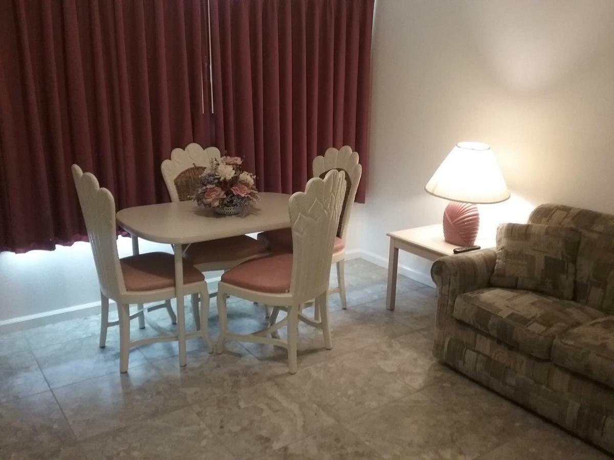 וויילדווד קרסט Apollo Motel מראה חיצוני תמונה